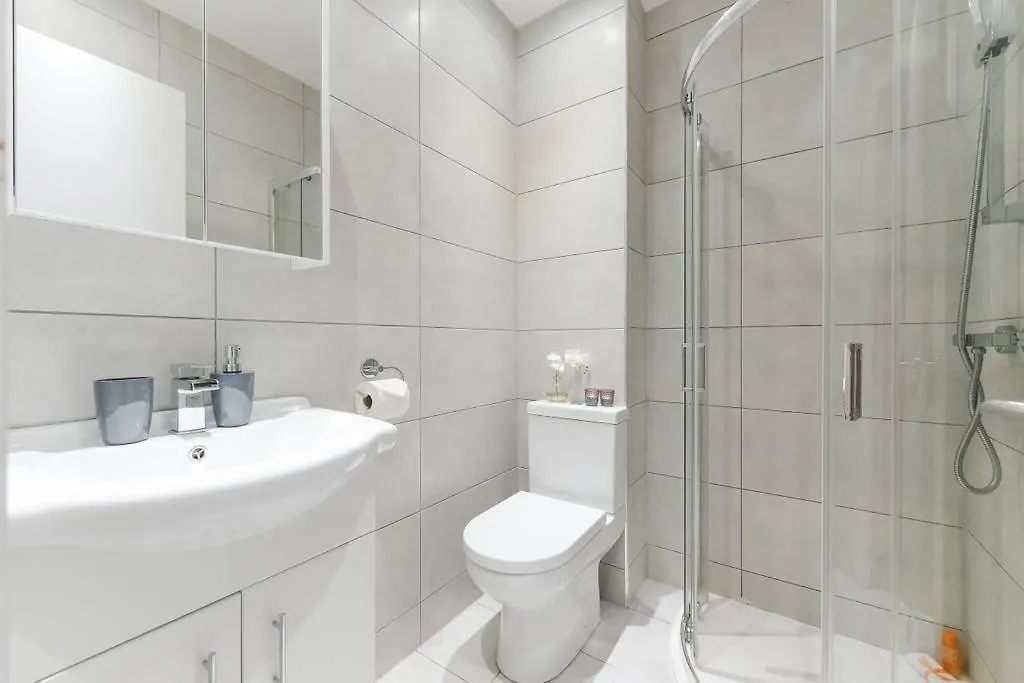 Southwark & Bermondsey Nest 3 Apartment London